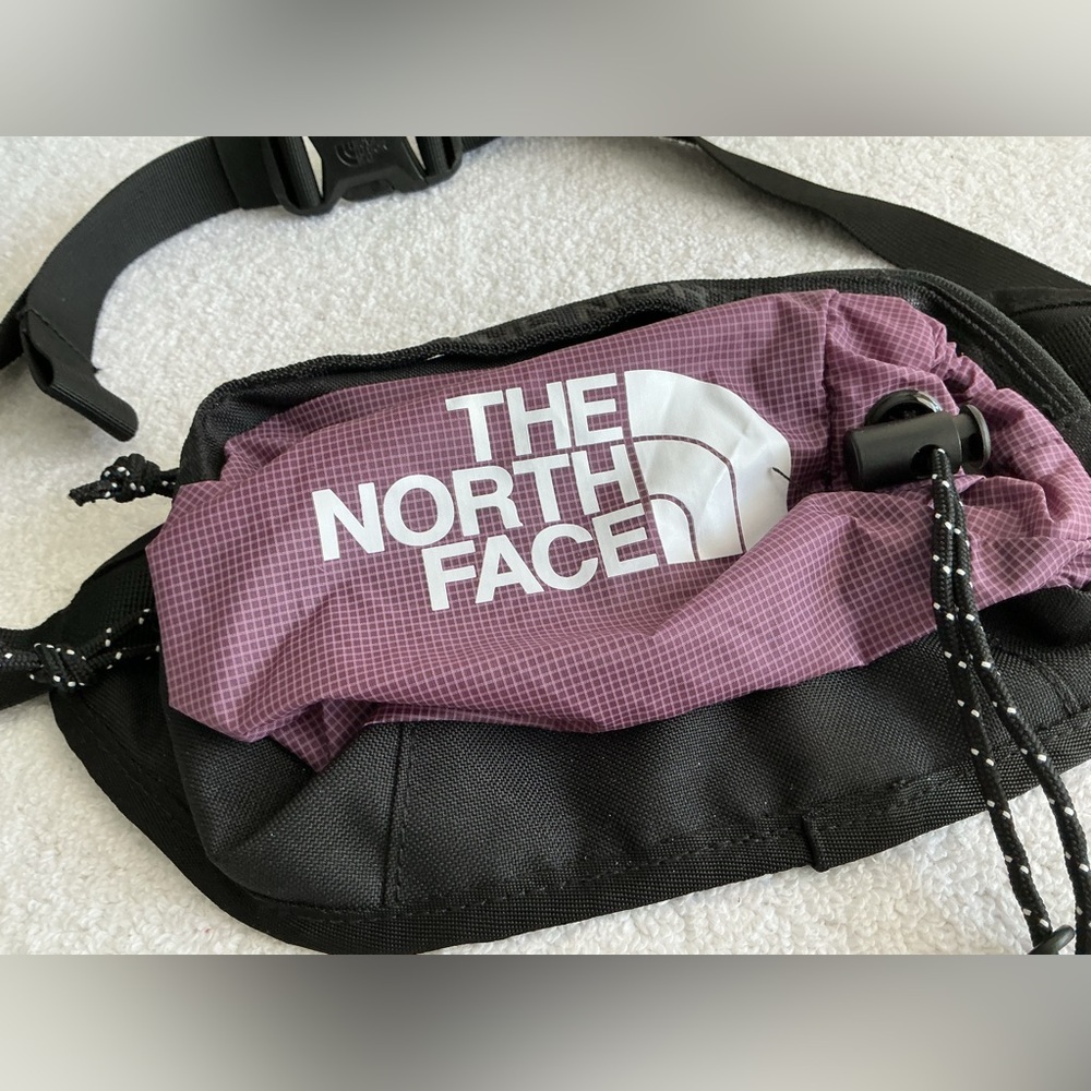 The North Face Black and Purple Belt Bag - Picture 3 of 12